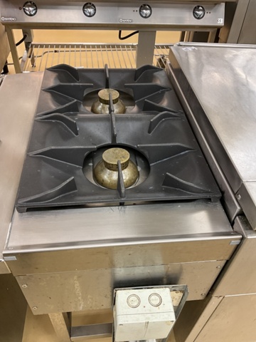 1061295-6 Mareno gas stove with two plates