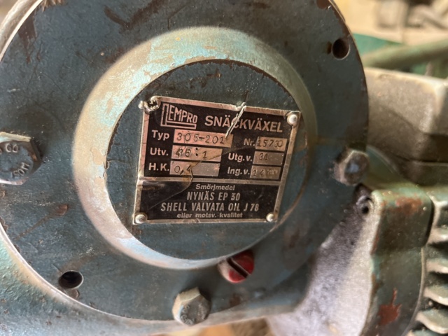 1060756-6 Motorized round roller 150x113 cm