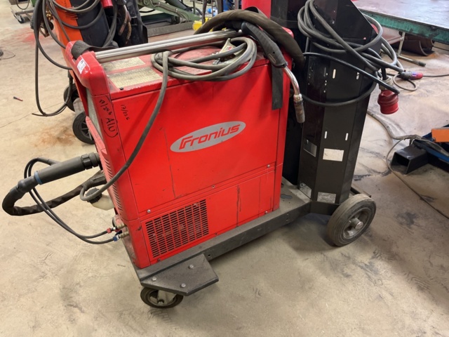 1060771-16 Fronius TransPuls Synergic 2700 4R/E