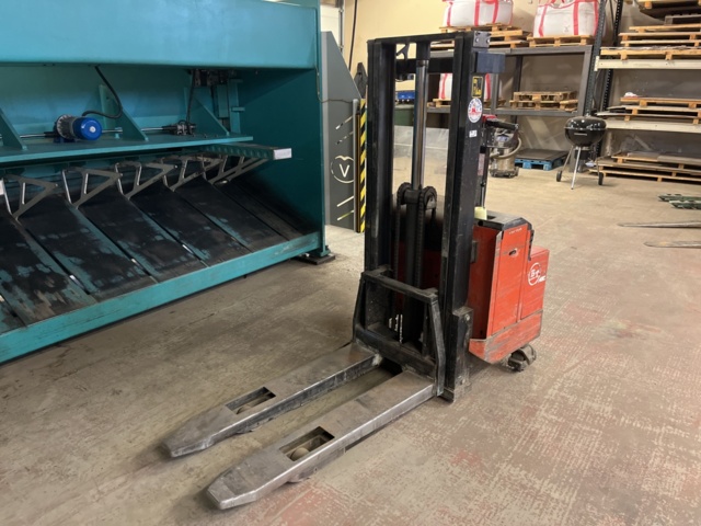 1060808-2 Track stacker, BT LSV 1000/11