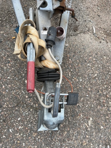 1039513-8 Bilsläp Reko Trailer 80kmh