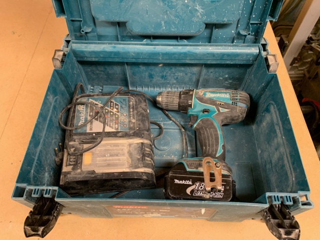 993061-1 Screwdriver Makita DDF456