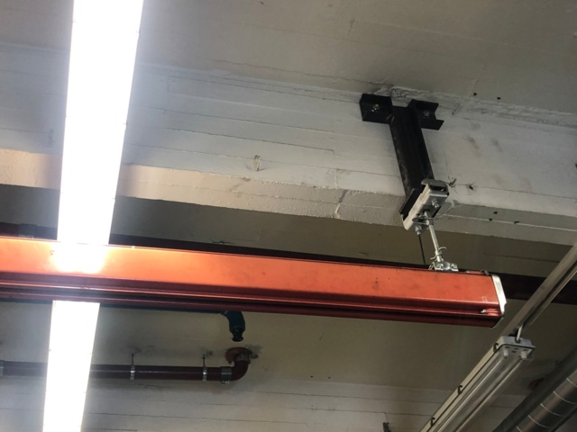 1078191-4 Demag 500kg siltanosturi