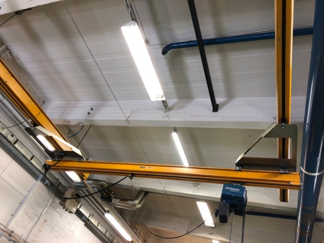 1078192-3 Demag 500kg siltanosturi