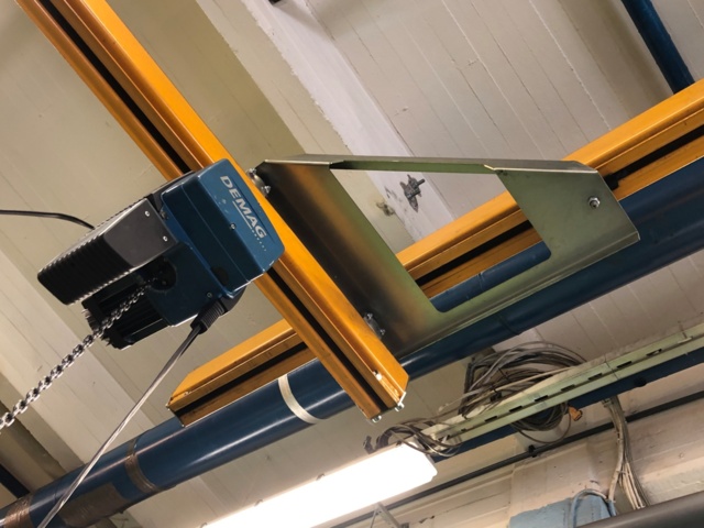 1078192-5 Demag 500kg siltanosturi