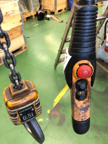 1078192-8 Demag 500kg siltanosturi