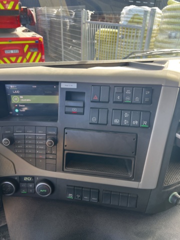 1050262-20 Volvo Trucks FM 12.8 I-Shift -2018