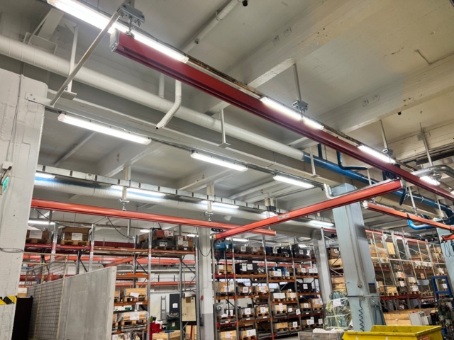 1078194-1 Demag 500kg siltanosturi