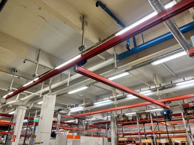 1078194-2 Demag 500kg siltanosturi