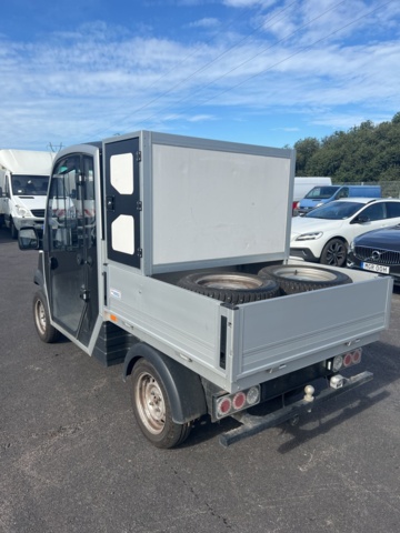 1050267-3 Electric vehicle Garia Utility U21 -2016