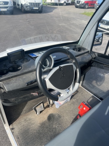 1050267-19 Electric vehicle Garia Utility U21 -2016