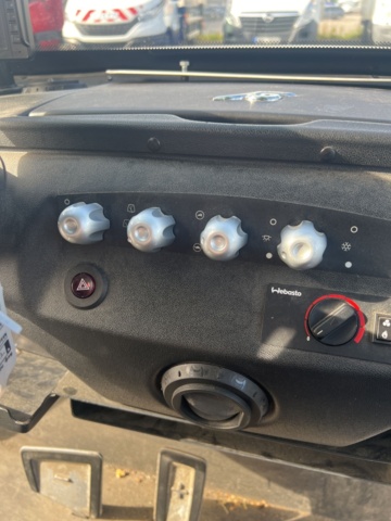 1050267-23 Electric vehicle Garia Utility U21 -2016