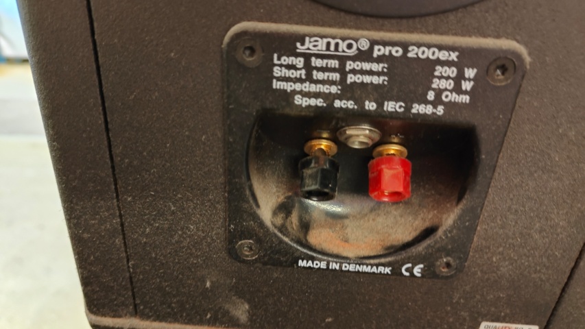 1048136-2 Speakers, Jamo x 750 PRO