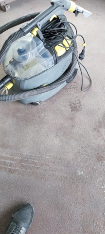 1078259-3 Kärscher PUZZI 8/1 C Car upholstery cleaner
