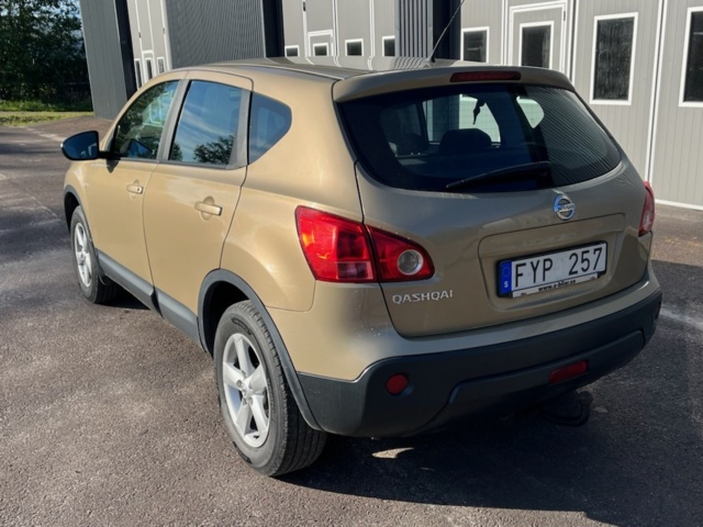 1078260-4 Nissan Qashqai 2.0 2WD - 2007