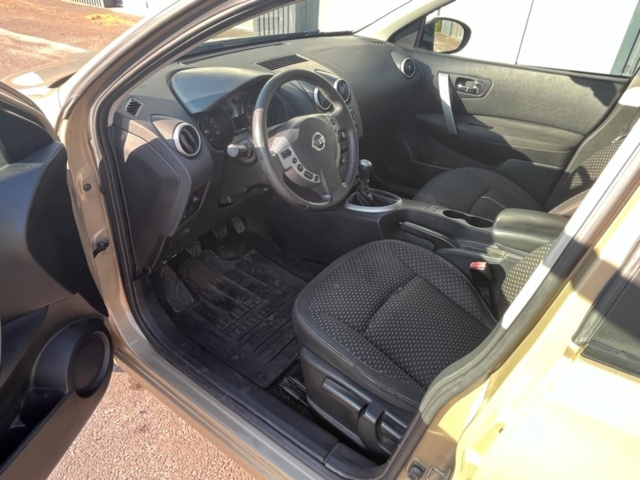 1078260-22 Nissan Qashqai 2.0 2WD - 2007