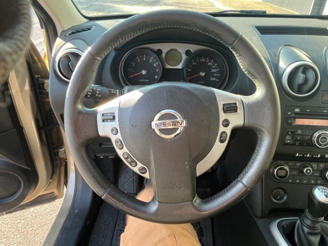 1078260-24 Nissan Qashqai 2.0 2WD - 2007