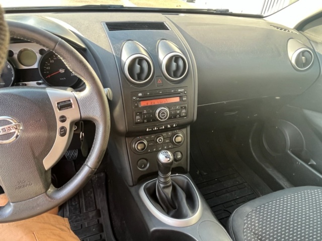 1078260-26 Nissan Qashqai 2.0 2WD - 2007
