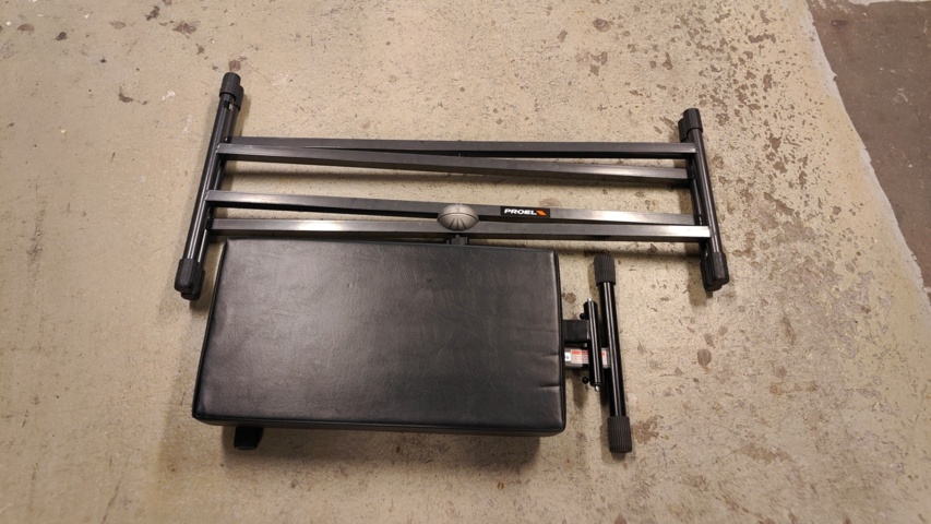 1048160-7 Piano, Yamaha CP4