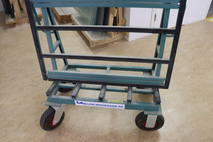 1033788-3 Window trolley medium size