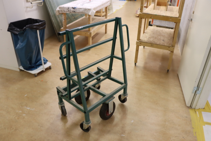 1033789-4 Window trolley small