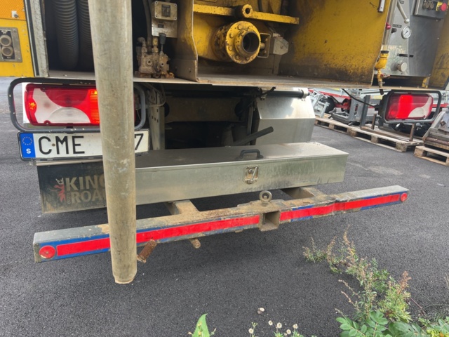 1023501-26 Combi suction truck Scania P400 6x2 12.7 Automatic, 108028 km 400hp, 2011