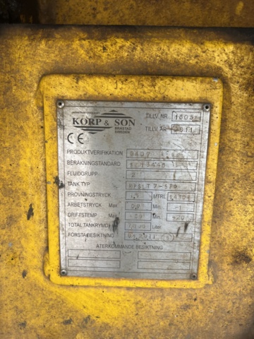 1023501-30 Combi suction truck Scania P400 6x2 12.7 Automatic, 108028 km 400hp, 2011