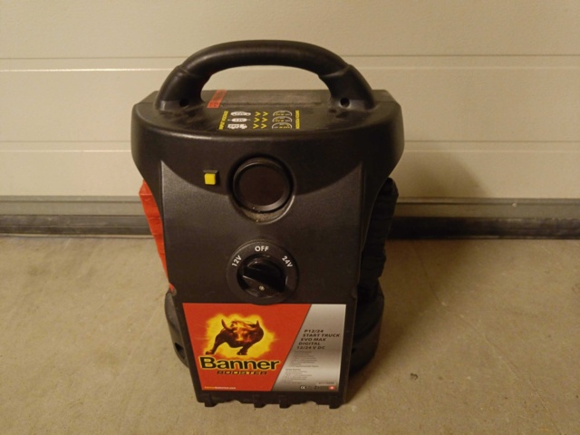 999946-1 Start booster Banner 12/24V Start truck Evo Max