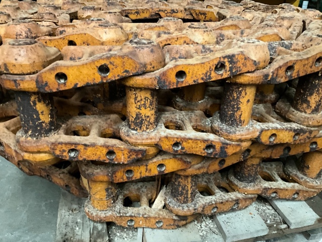 1061331-9 Drive chain Cat D5