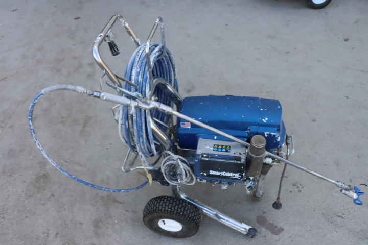 1033796-1 Paint Sprayer Graco Ultra Max 795 Pro Ccntractor "New Serviced"