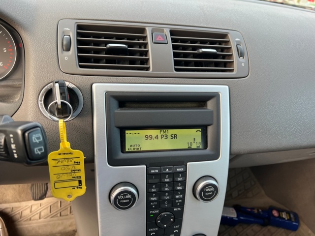 237732-21 Volvo V50 D2 - 2011