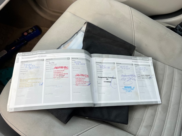 237732-22 Volvo V50 D2 - 2011