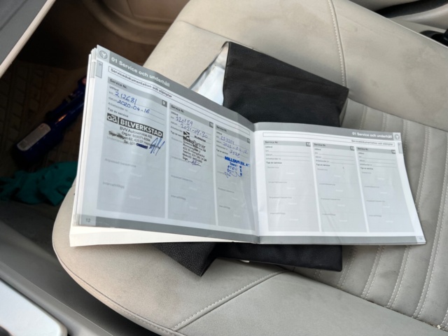 237732-23 Volvo V50 D2 - 2011