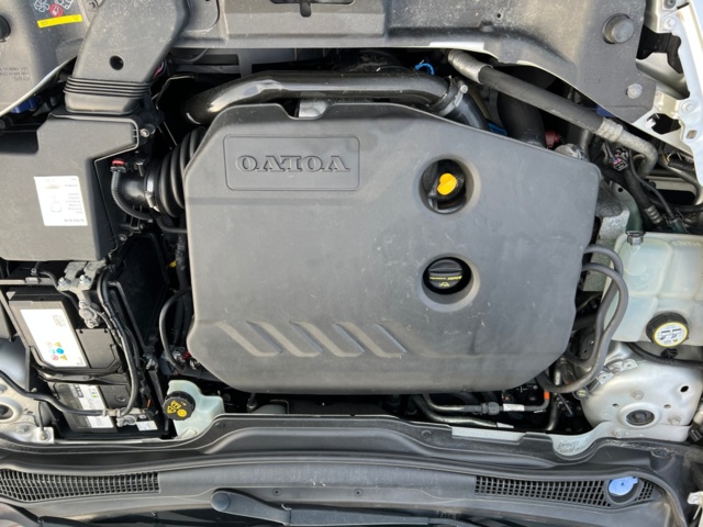 237732-24 Volvo V50 D2 - 2011