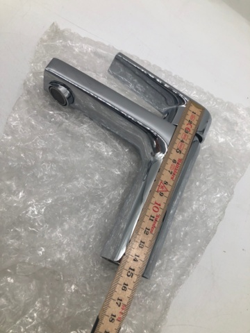 1080011-8 Montoni basin mixer (1238)