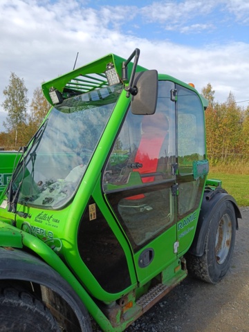 929331-33 Telescopic loader MERLO P28.8TOP - 2014