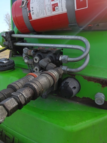 929331-49 Telescopic loader MERLO P28.8TOP - 2014