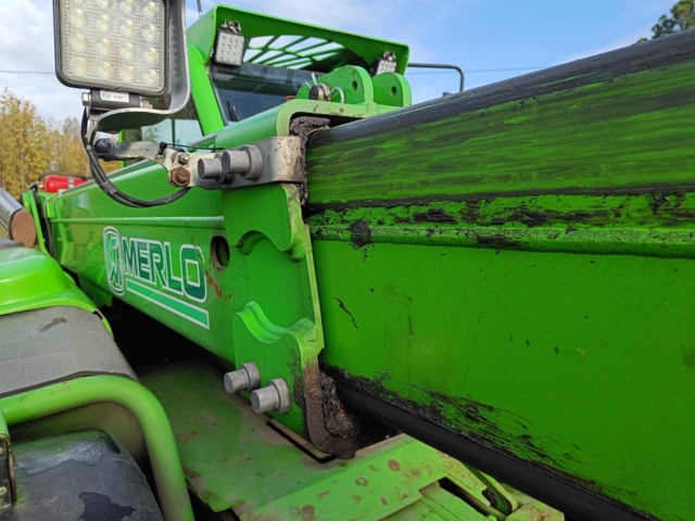 929331-78 Telescopic loader MERLO P28.8TOP - 2014