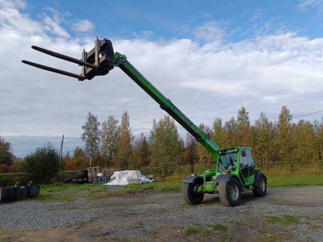 929331-79 Telescopic loader MERLO P28.8TOP - 2014