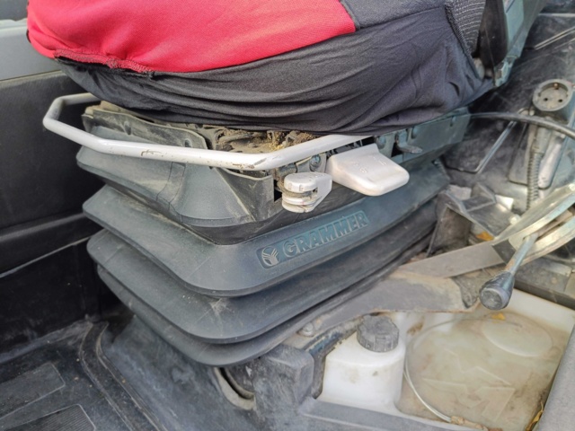 929331-88 Telescopic loader MERLO P28.8TOP - 2014