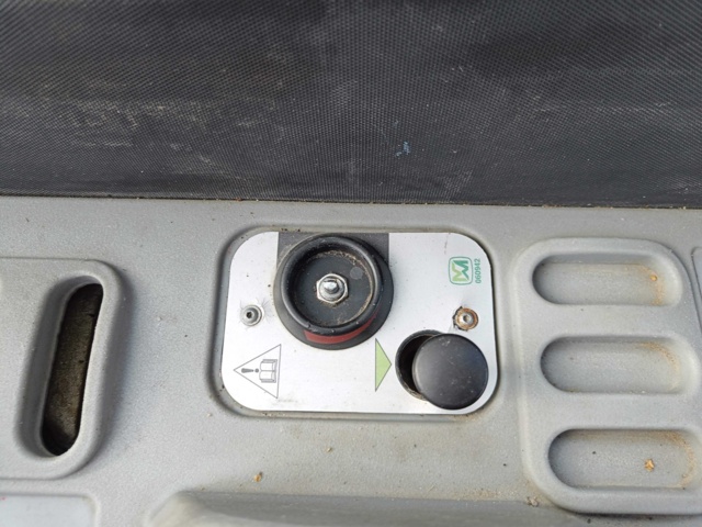 929331-94 Telescopic loader MERLO P28.8TOP - 2014