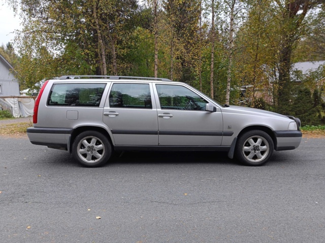 929332-6 Volvo V70 XC 2.4 T AWD - 1999