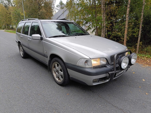 929332-7 Volvo V70 XC 2.4 T AWD - 1999