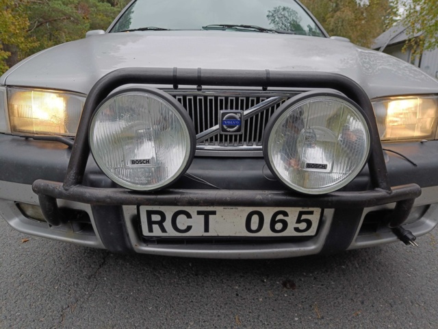 929332-18 Volvo V70 XC 2.4 T AWD - 1999