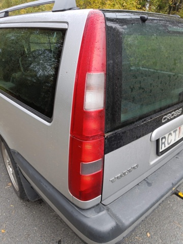 929332-31 Volvo V70 XC 2.4 T AWD - 1999