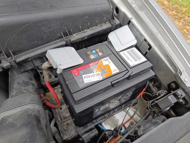 929332-44 Volvo V70 XC 2.4 T AWD - 1999