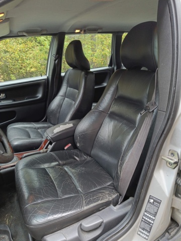 929332-66 Volvo V70 XC 2.4 T AWD - 1999