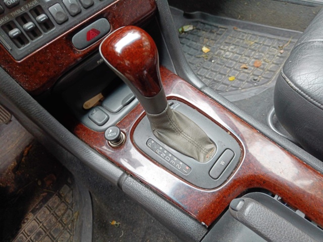 929332-70 Volvo V70 XC 2.4 T AWD - 1999