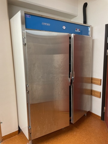 998754-1 Double freezer with disconnected compressor