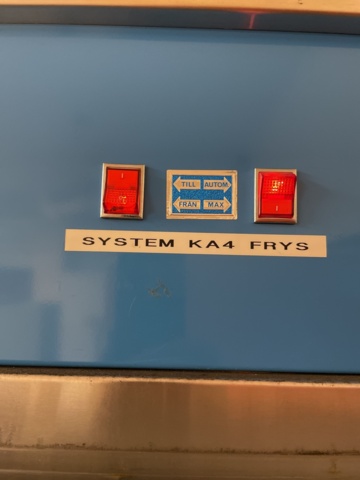 998754-5 Double freezer with disconnected compressor